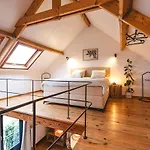 Twin Pines Ferienhaus *