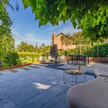 Twin Pines Ferienhaus
