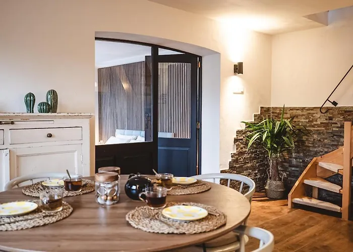 Holiday home Twin Pines *