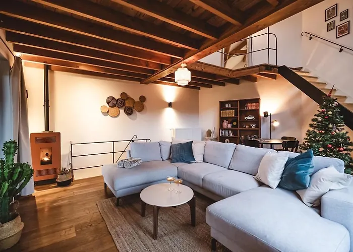 Holiday home Twin Pines